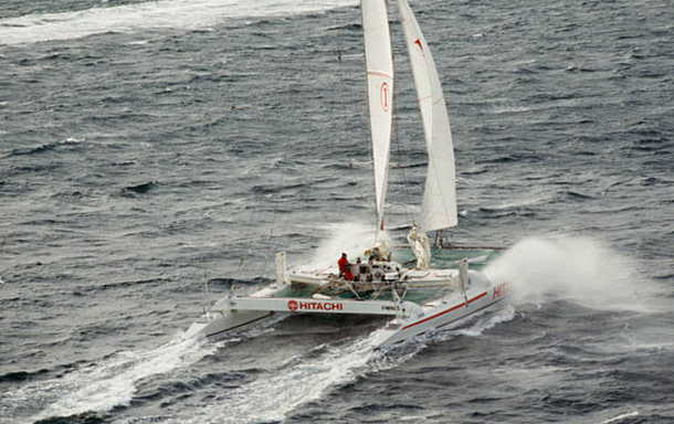 Lionel Péan en course au large sur Hitachi